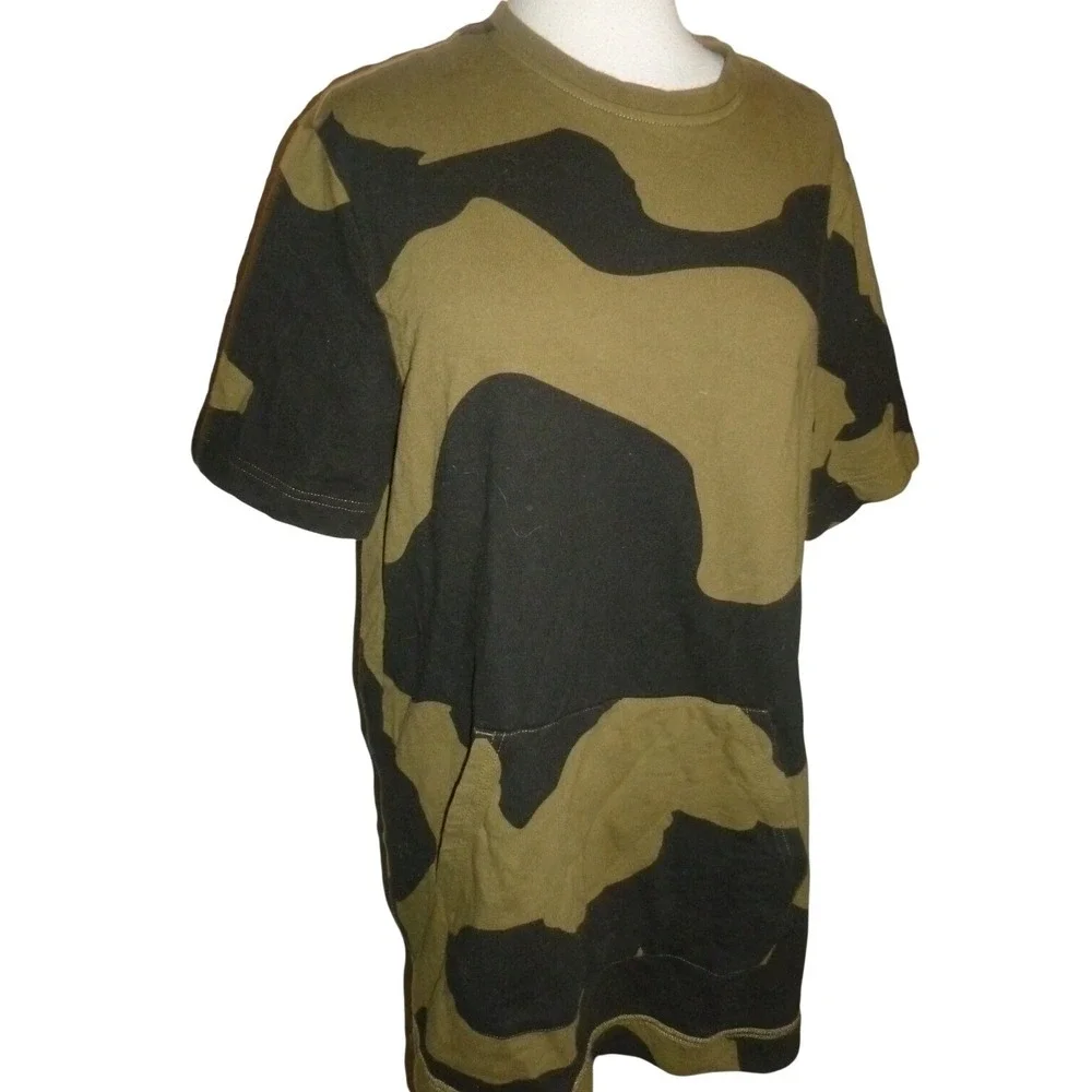 Five Four‎ Mens Camo Short Sleeve T-Shirt Green Black Kangaroo Pocket Large